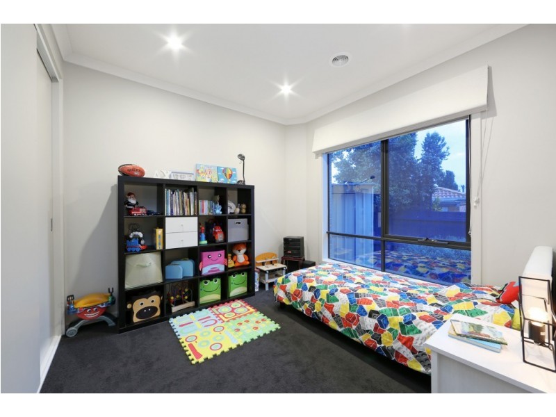 2/11 Seebeck Road, Rowville VIC 3178