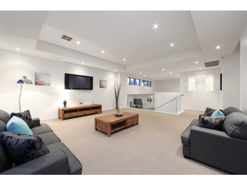 6B Lords Court, Lysterfield VIC 3156