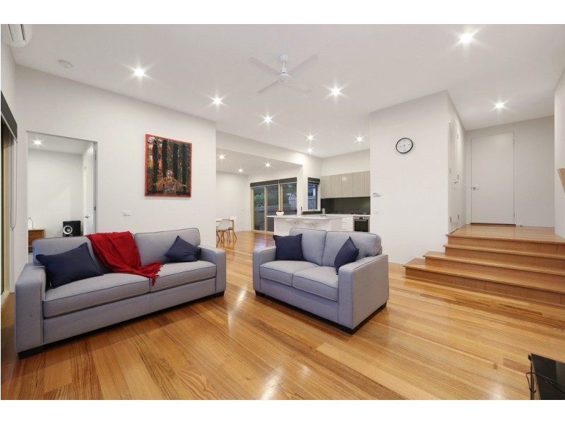 2/5 Blucher Street, Ferntree Gully VIC 3156