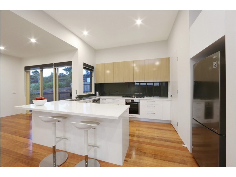 2/5 Blucher Street, Ferntree Gully VIC 3156