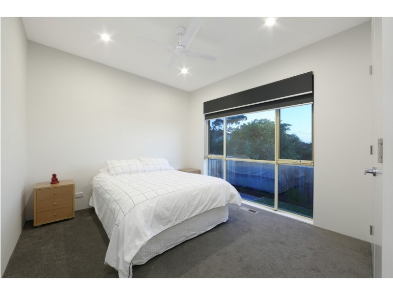 2/5 Blucher Street, Ferntree Gully VIC 3156