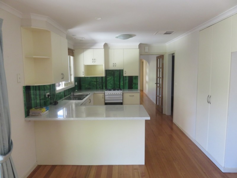 35 Willow Avenue, Rowville VIC 3178