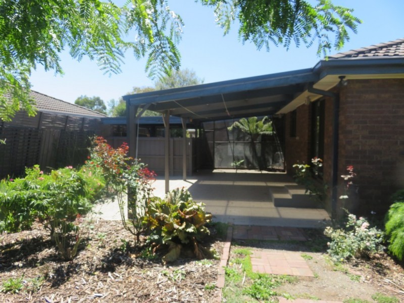 35 Willow Avenue, Rowville VIC 3178