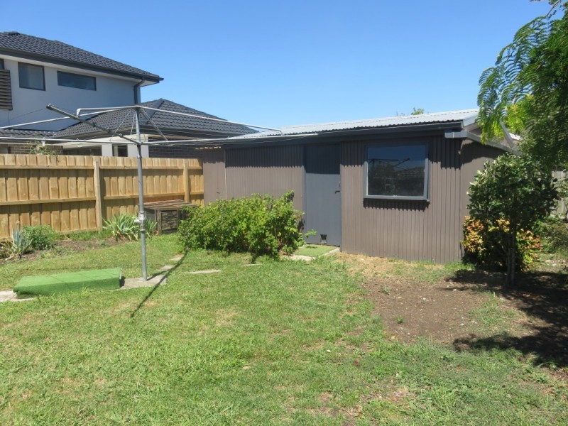 35 Willow Avenue, Rowville VIC 3178