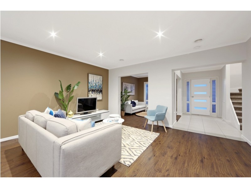 126 Sovereign Manors Crescent, Rowville VIC 3178