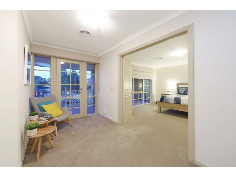 2 Lehhong Close, Rowville VIC 3178