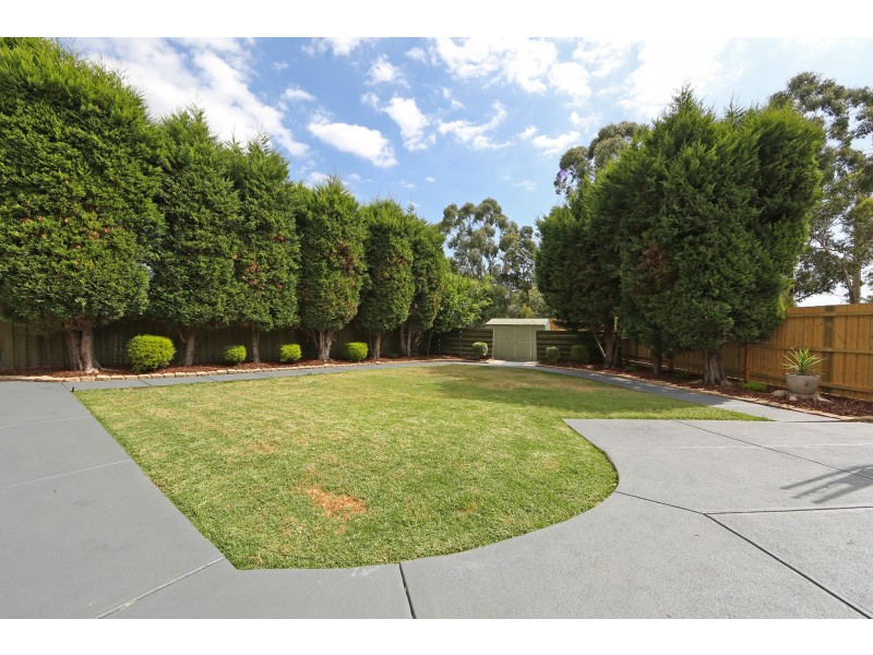 2 Lehhong Close, Rowville VIC 3178