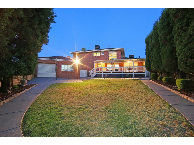 2 Lehhong Close, Rowville VIC 3178