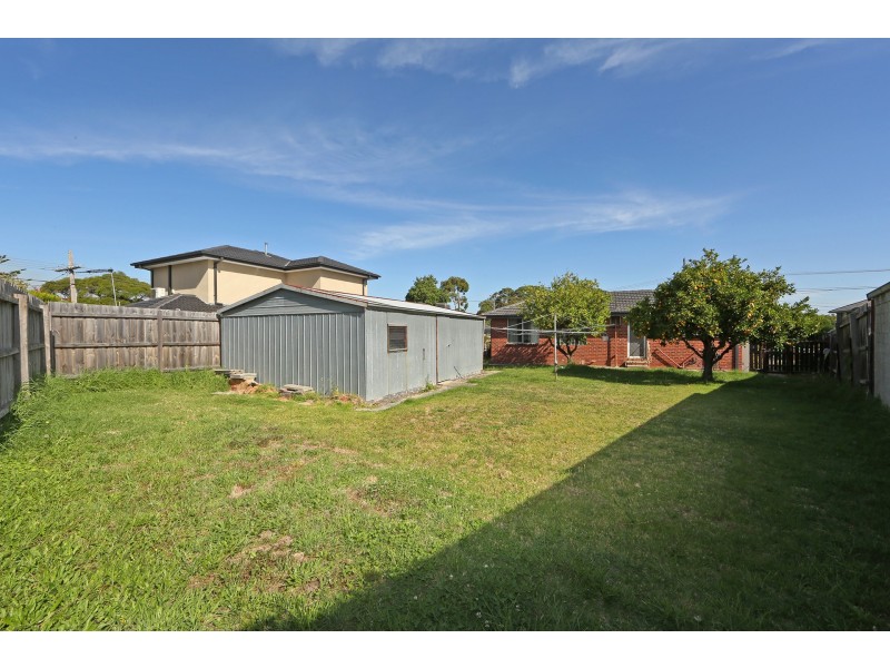 4 Towner Drive, Knoxfield VIC 3180