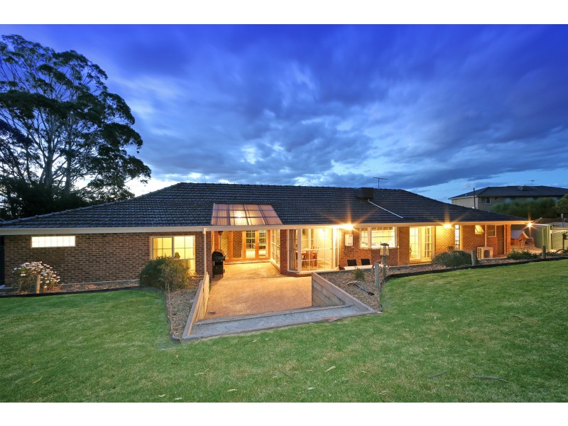 10 Grenfell Place, Lysterfield VIC 3156