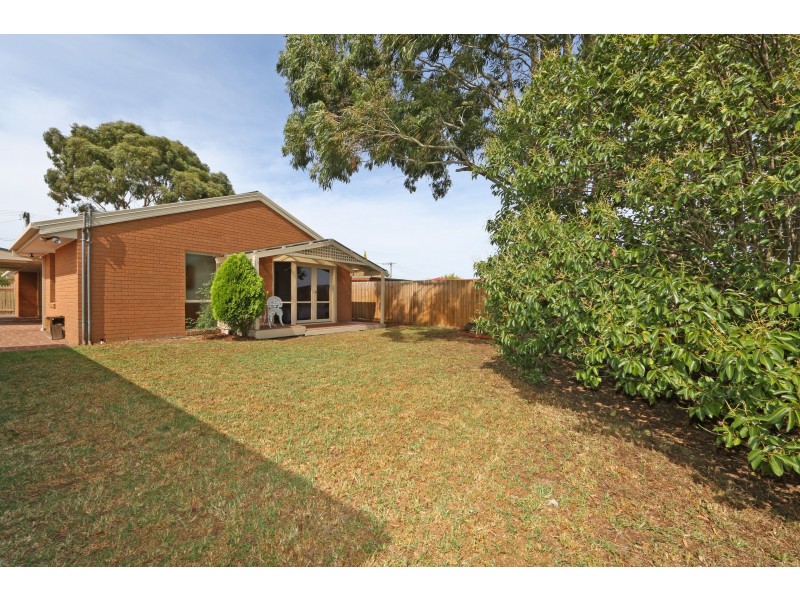 13 Corhanwarrabul Close, Rowville VIC 3178