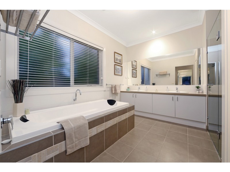 3 Narani Court, Ferntree Gully VIC 3156