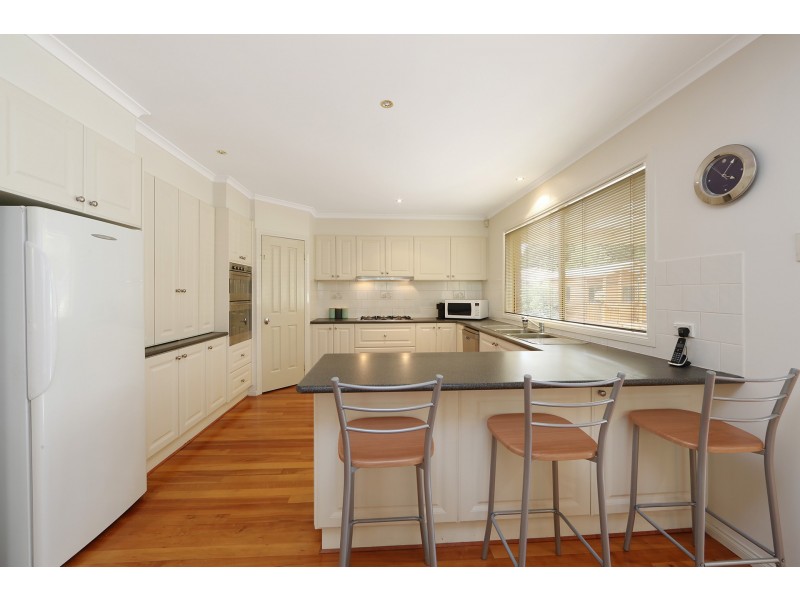 7 The Croft, Lysterfield VIC 3156