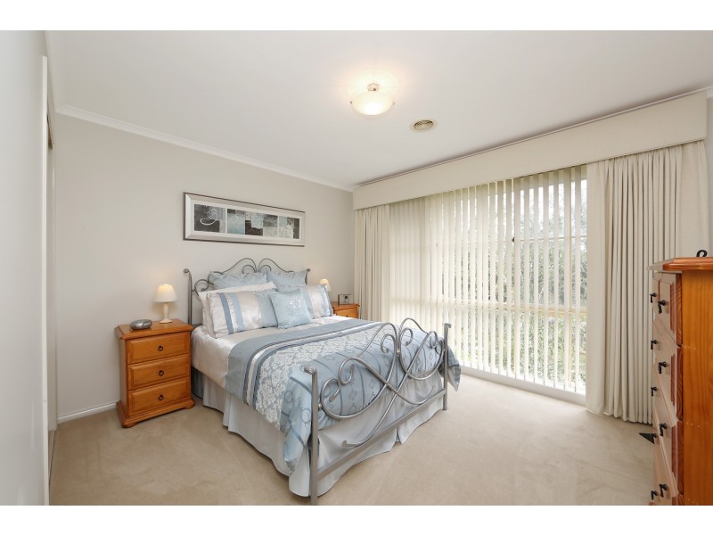 7 The Croft, Lysterfield VIC 3156