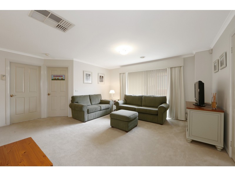 7 The Croft, Lysterfield VIC 3156