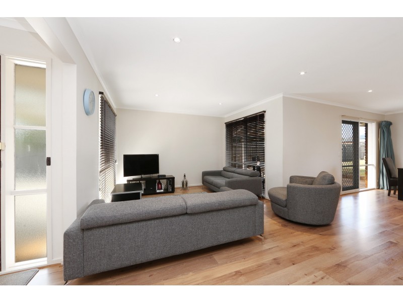 60 Anthony Drive, Lysterfield VIC 3156