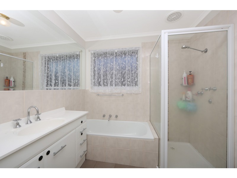 60 Anthony Drive, Lysterfield VIC 3156