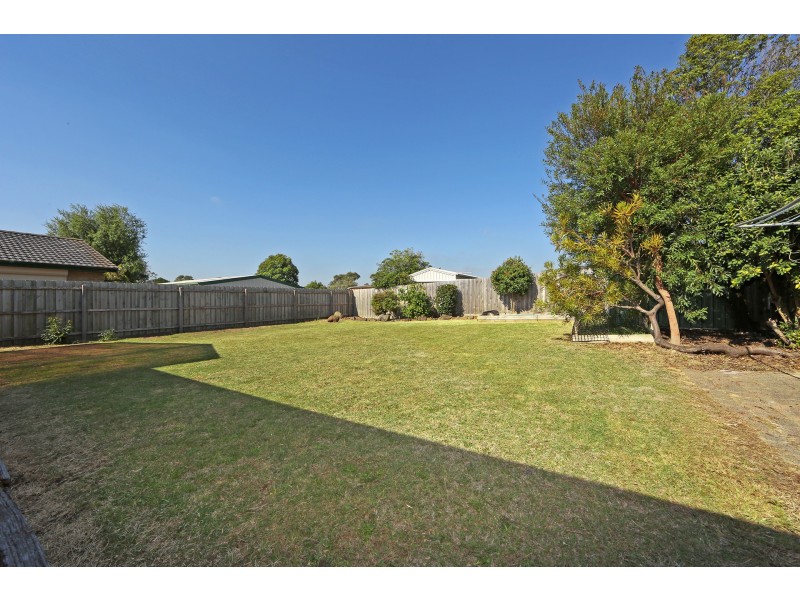 60 Anthony Drive, Lysterfield VIC 3156