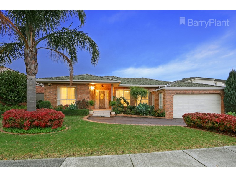 13 Shearer Drive, Rowville VIC 3178