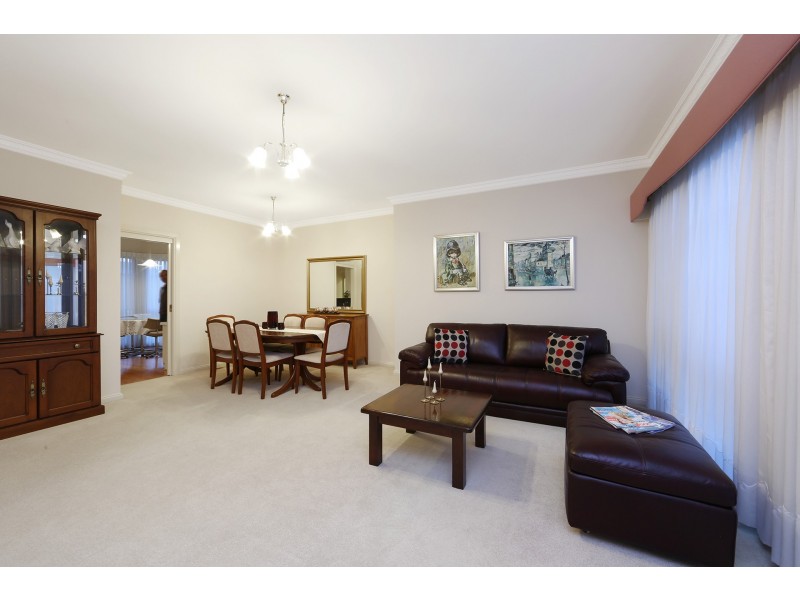 13 Shearer Drive, Rowville VIC 3178
