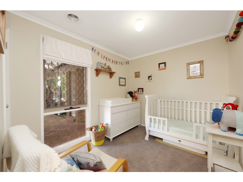 15 Jindabyne Court, Lysterfield VIC 3156