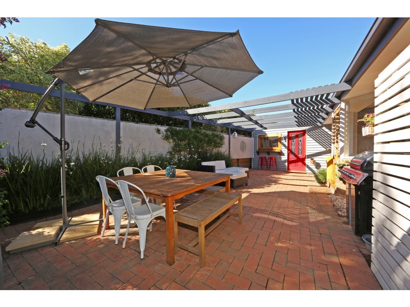 15 Jindabyne Court, Lysterfield VIC 3156