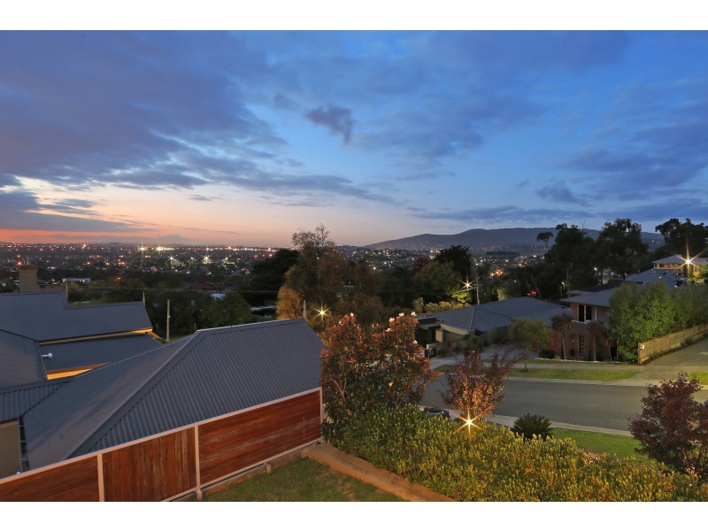 14 Hayes Court, Lysterfield VIC 3156