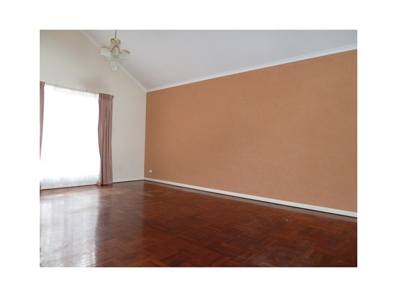 102 Pia Drive, Rowville VIC 3178