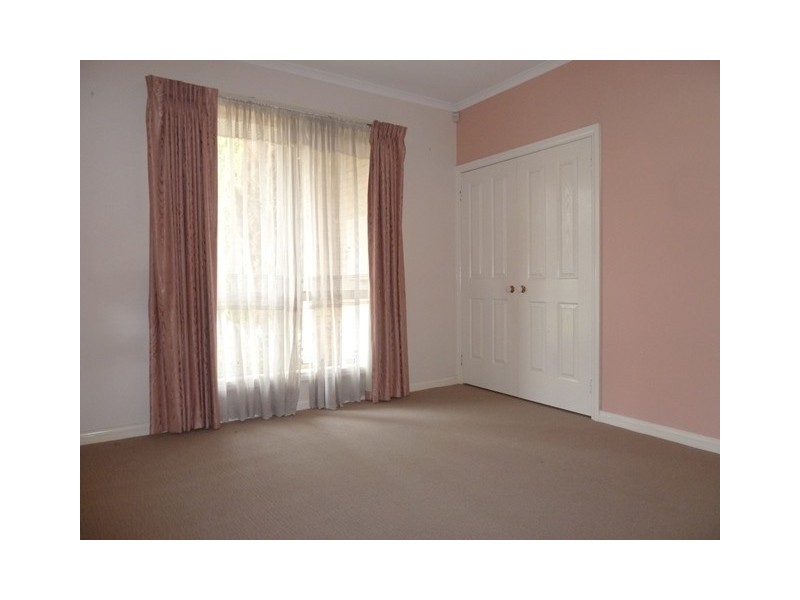 102 Pia Drive, Rowville VIC 3178