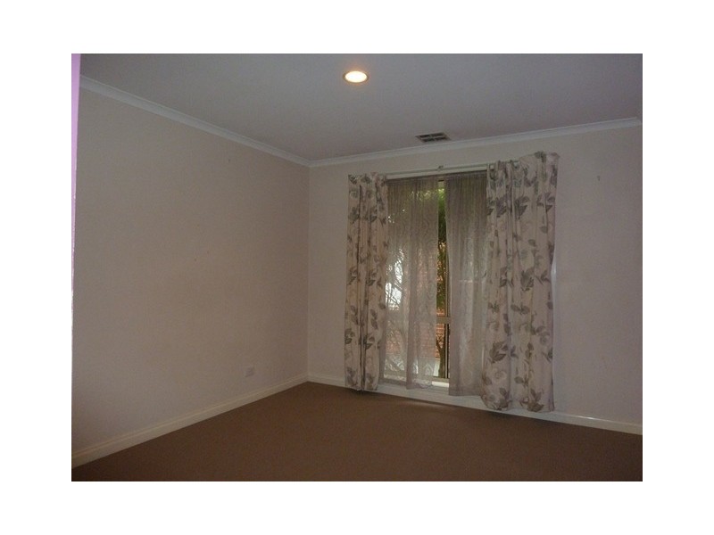 102 Pia Drive, Rowville VIC 3178