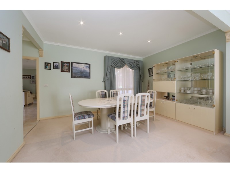 12 Sheridan Avenue, Rowville VIC 3178