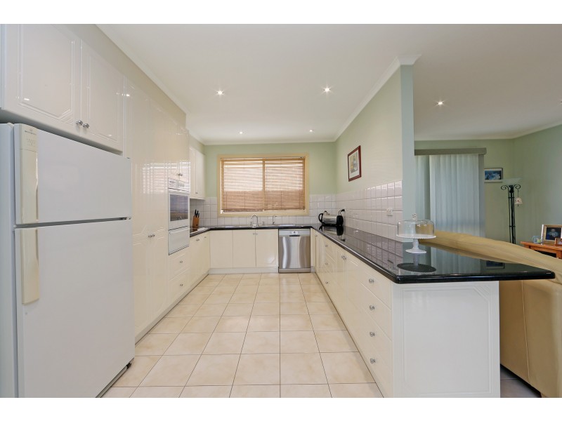 12 Sheridan Avenue, Rowville VIC 3178