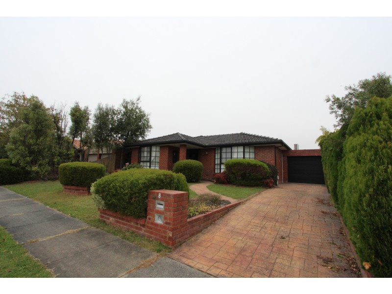 8 Jindabyne Court, Lysterfield VIC 3156