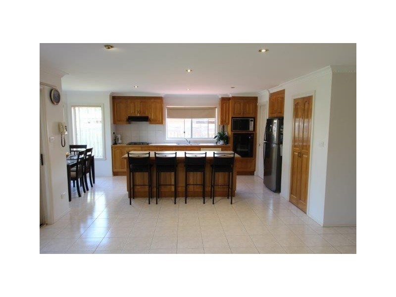 12 Muirfield Court, Rowville VIC 3178