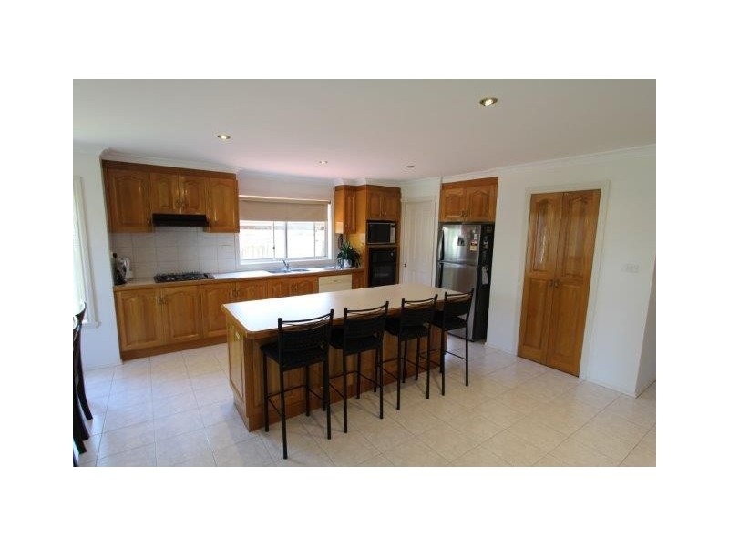 12 Muirfield Court, Rowville VIC 3178