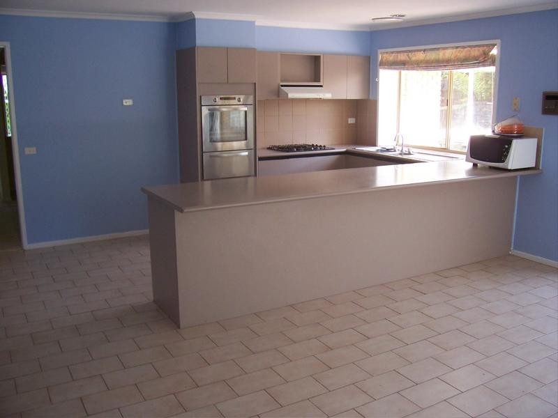 25 Cathies Lane, Wantirna South VIC 3152