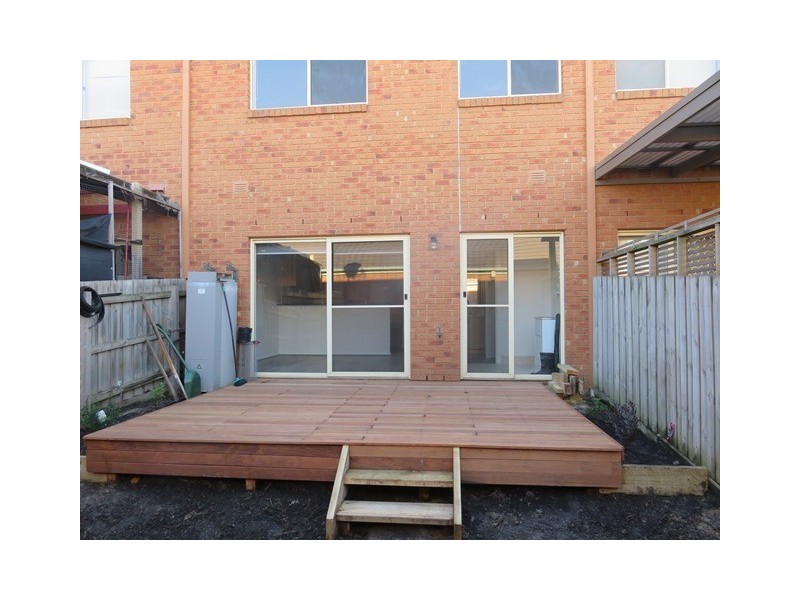 22 St Laurent Rise, Knoxfield VIC 3180