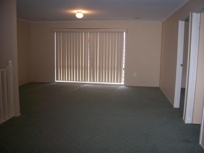 31 Airedale Way, Rowville VIC 3178