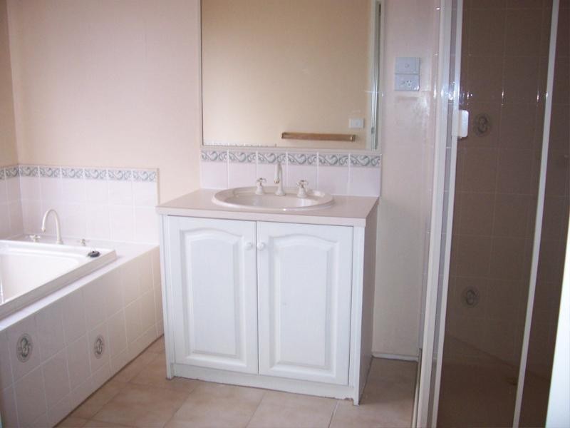 31 Airedale Way, Rowville VIC 3178