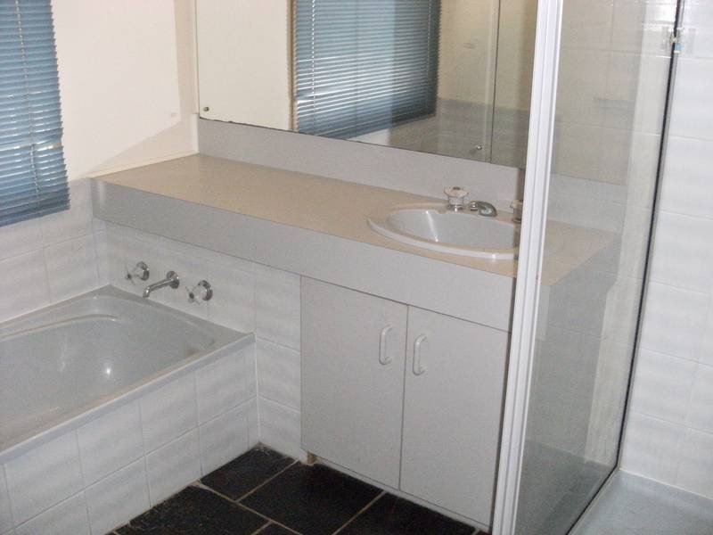 104 Murrindal Drive, Rowville VIC 3178