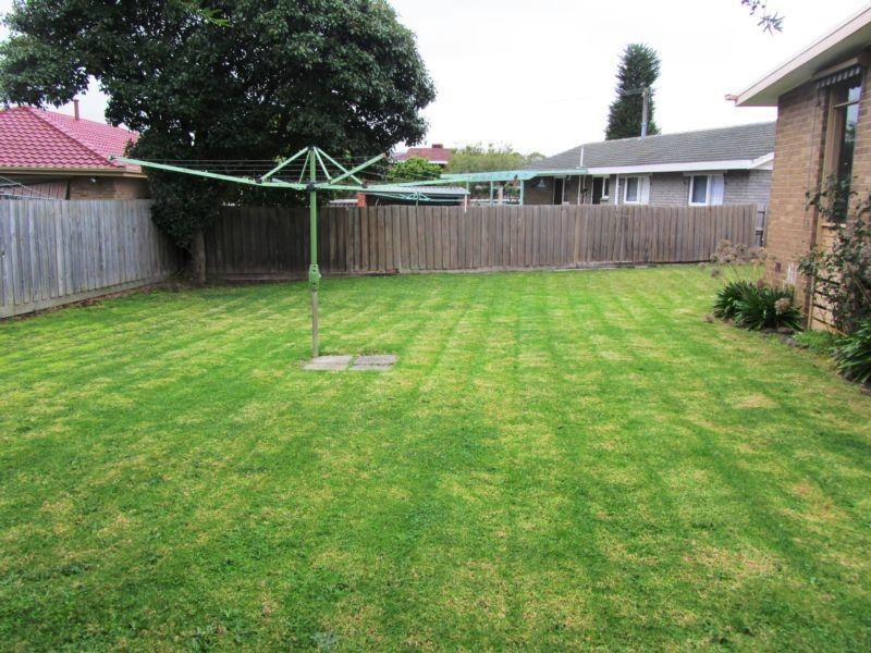 8 Maurice Court, Wantirna South VIC 3152