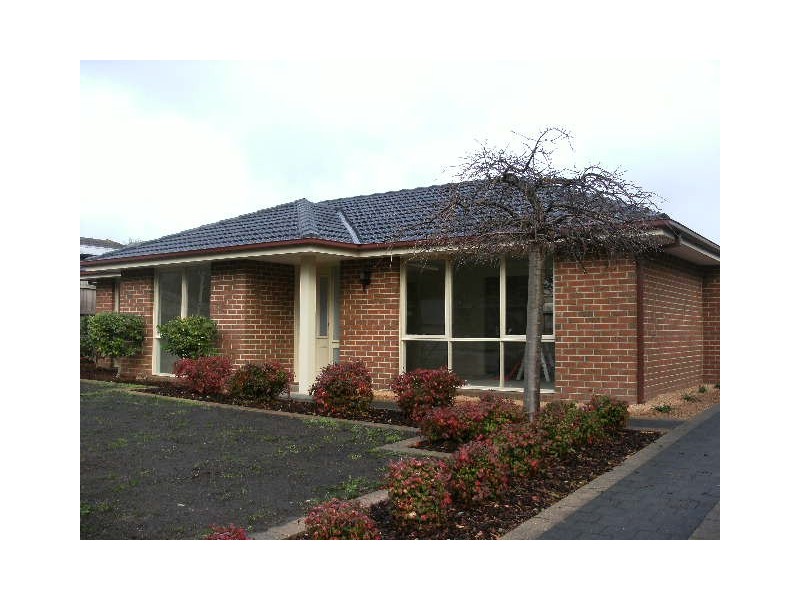 1/266 Dandelion Drive, Rowville VIC 3178
