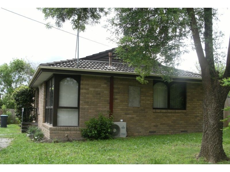 52 Currawa Drive, Boronia VIC 3155