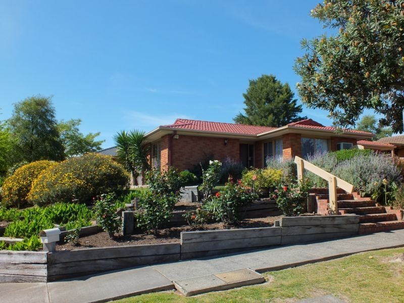 2 Crusoe Drive, Lysterfield VIC 3156
