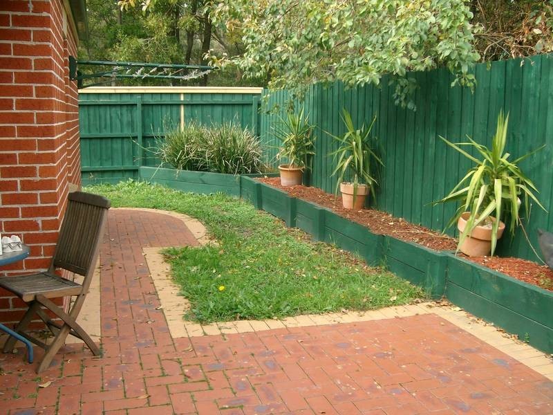 8 Manna Court, Ferntree Gully VIC 3156