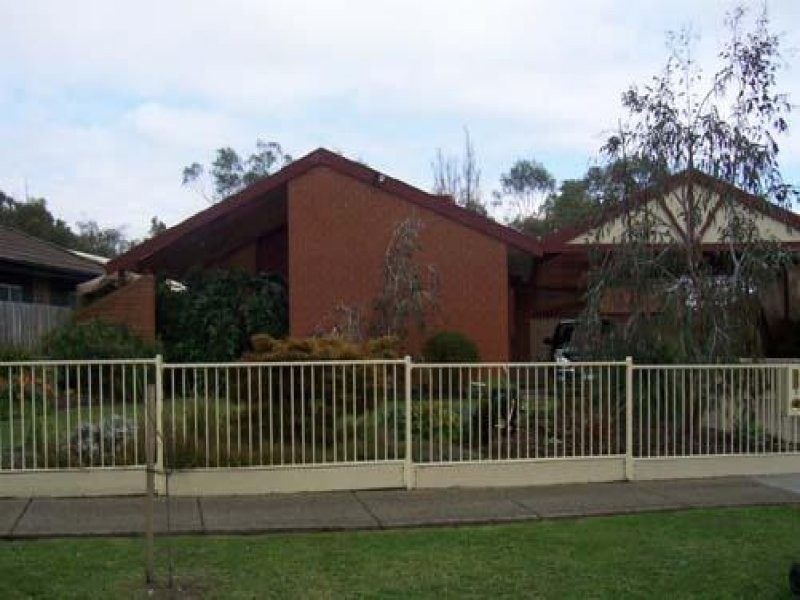 2 Bethelle Court, Lysterfield VIC 3156