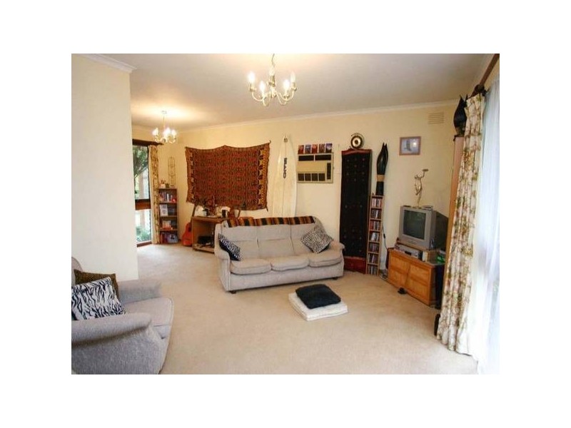 151 Windermere Drive, Ferntree Gully VIC 3156