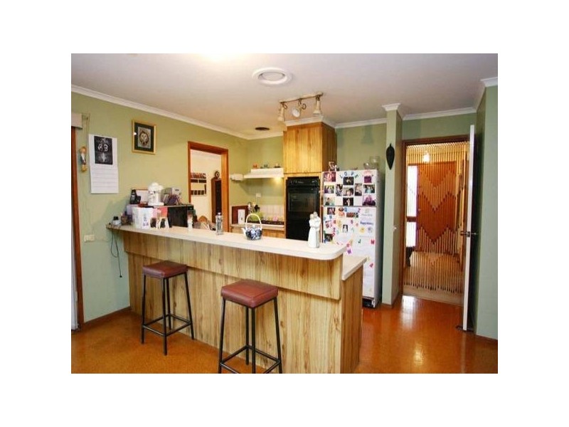 151 Windermere Drive, Ferntree Gully VIC 3156