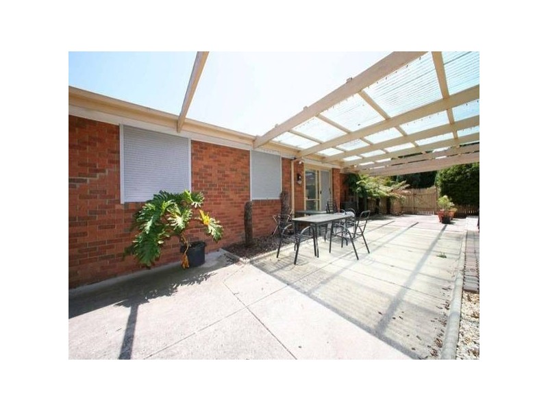 5 Bellfield Drive, Lysterfield VIC 3156
