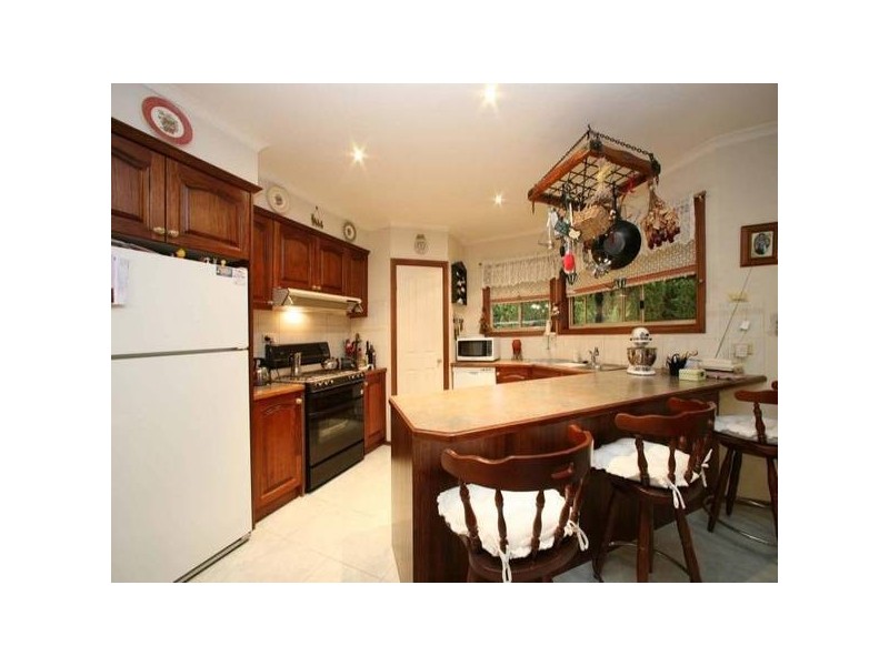 6 Happy Valley Court, Rowville VIC 3178